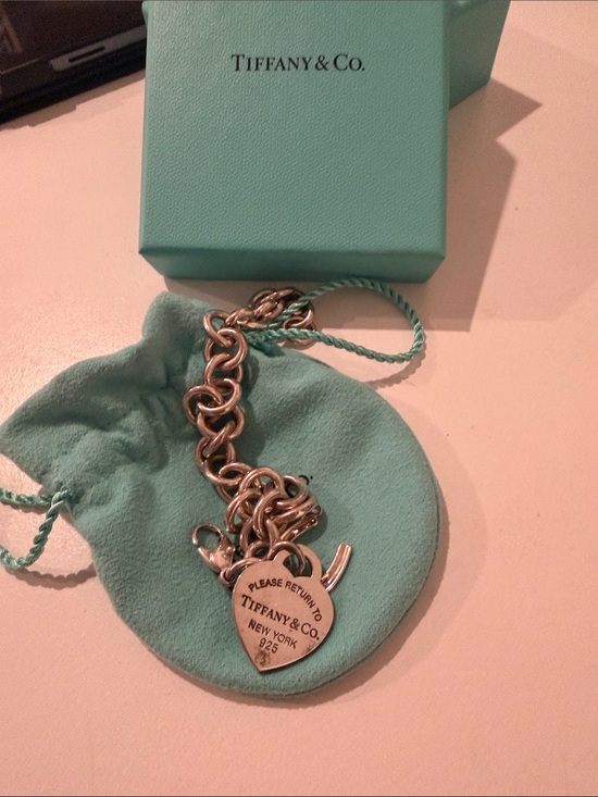 Tiffany & Co. Jewelry - Tiffany & Co. return to tiffany plus horseshoe charm
